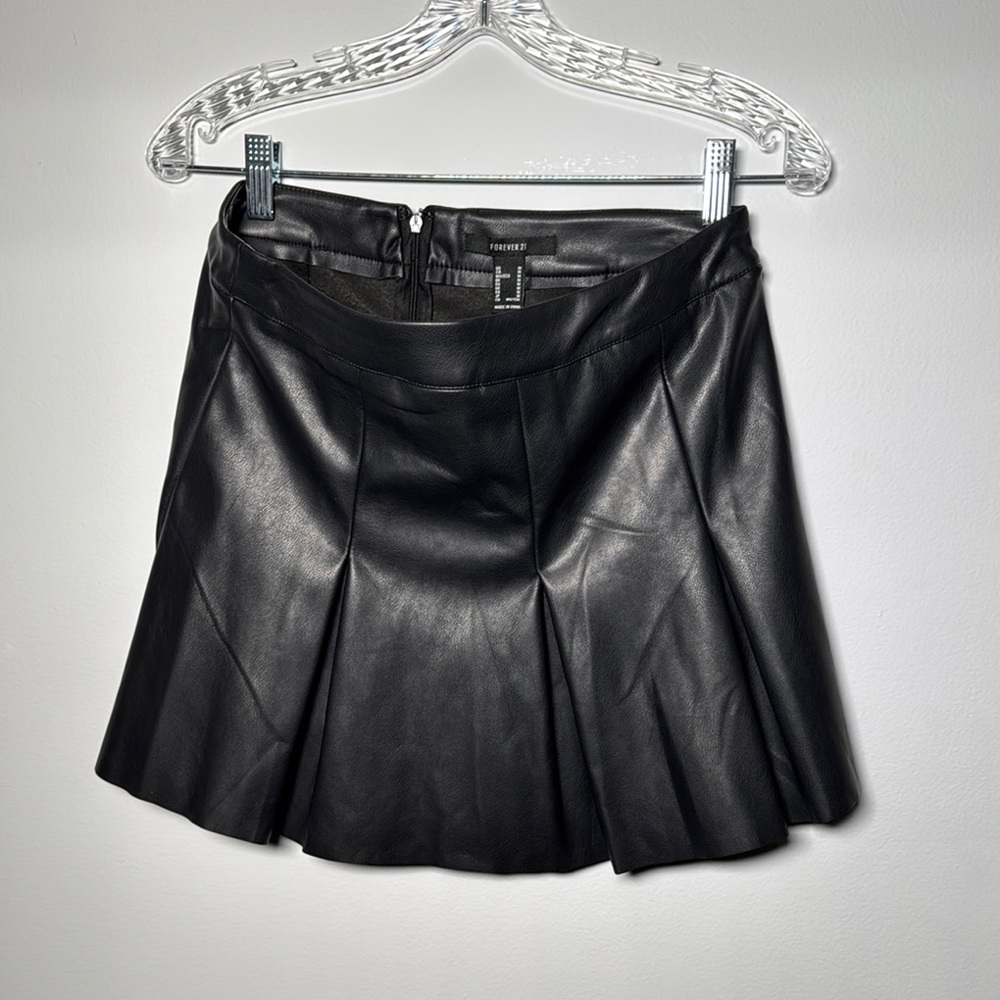 Forever 21 Black Mini Skater Skirt with Pleated Design for Night Out